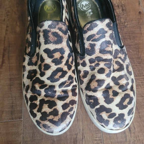 MICHAEL Kors Slip On Leopard Print Calf Hair Sneakers Flats Size 7M - Picture 7 of 16